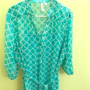 Teal Quatrefoil Print Shift dress